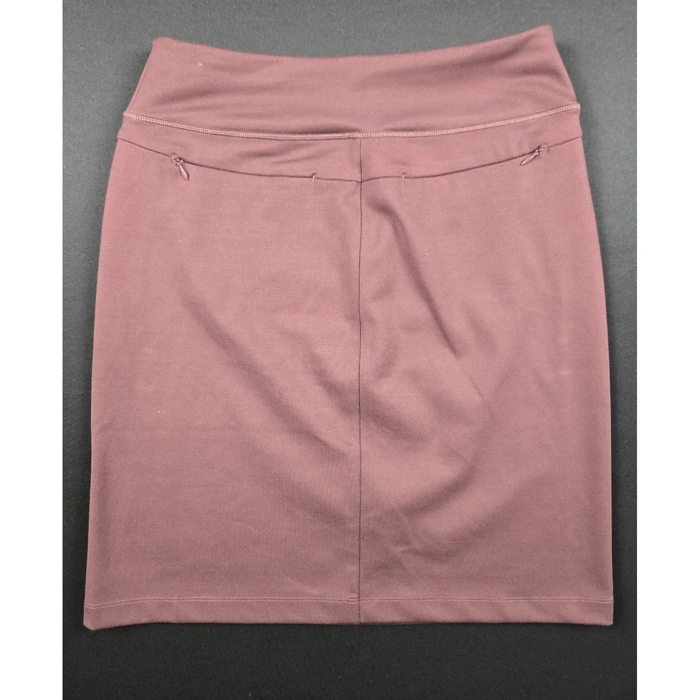 Duluth Trading Co Womens Size 8 Mauve Plum Active Skirt Zipper Pockets Stretch